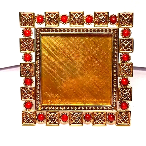 St John Gold Basket Weave Squares w Red Pearl Accents Table Top Picture Frame.